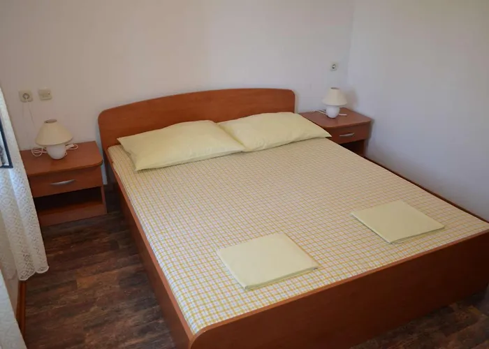 Apartments Krusvina