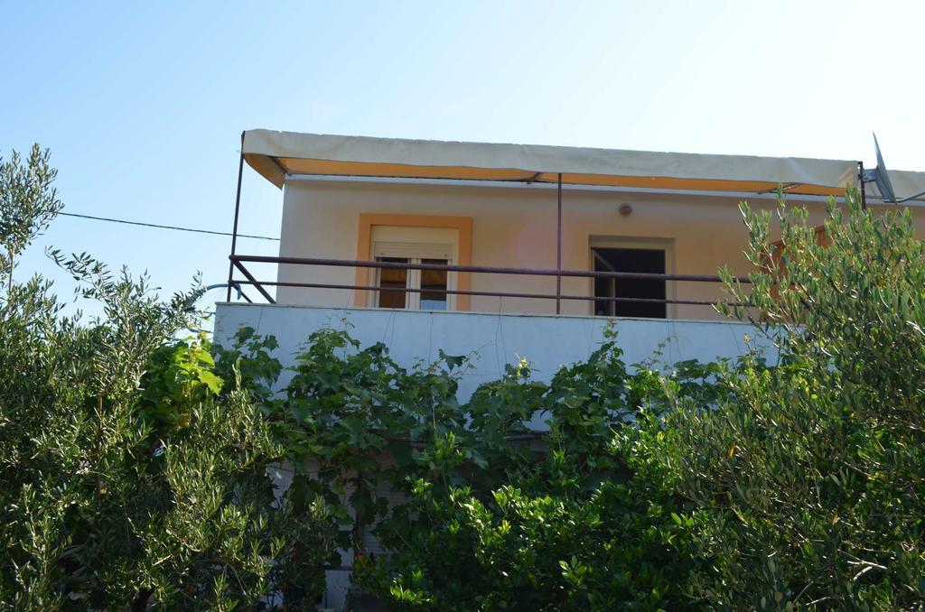 Krusvina Apartment *