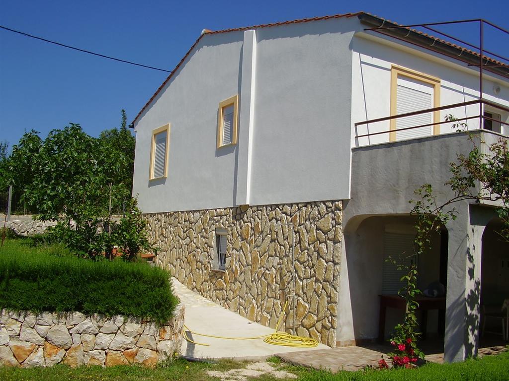 Apartment Krusvina Lun (Pag)