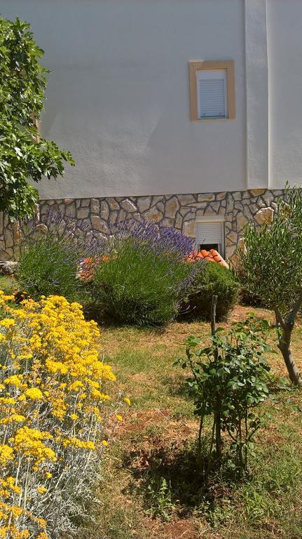Krusvina Apartment *